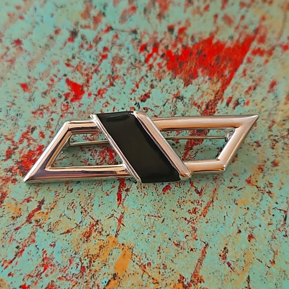 MONET Silver Tone BLACK ENAMEL BROOCH PIN Retro Mod SPACE AGE GEOMETRIC ATOMIC